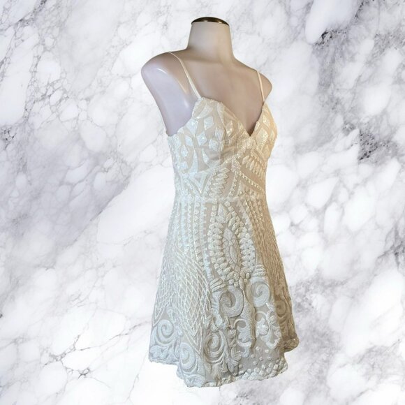 superdown Tiff Mini Dress - White - Picture 2 of 12